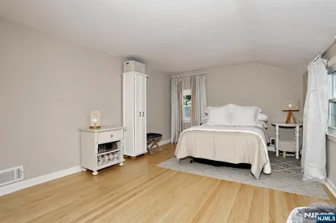 153 Bergen Avenue Waldwick NJ 07463