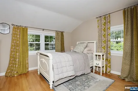 153 Bergen Avenue Waldwick NJ 07463