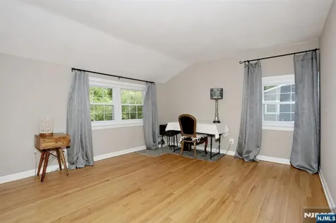 153 Bergen Avenue Waldwick NJ 07463