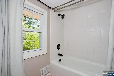 153 Bergen Avenue Waldwick NJ 07463