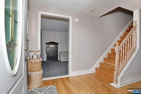 153 Bergen Avenue Waldwick NJ 07463