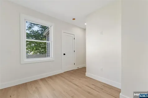 412 Davis Avenue Kearny NJ 07032