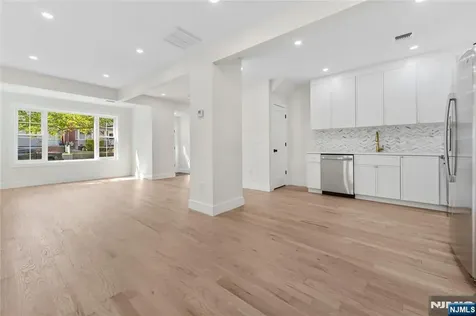 412 Davis Avenue Kearny NJ 07032