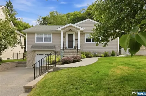 79 Winding Way Cedar Grove NJ 07009