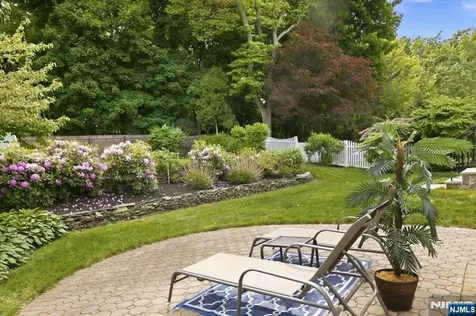 79 Winding Way Cedar Grove NJ 07009