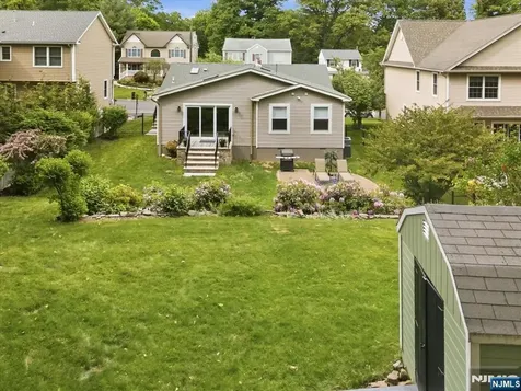 79 Winding Way Cedar Grove NJ 07009