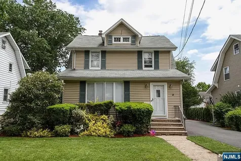 1253 Beaumont Avenue Teaneck NJ 07666