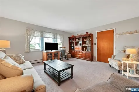 347 Chestnut Avenue South Hackensack NJ 07606