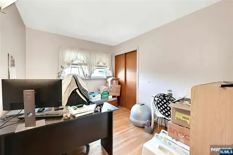 347 Chestnut Avenue South Hackensack NJ 07606
