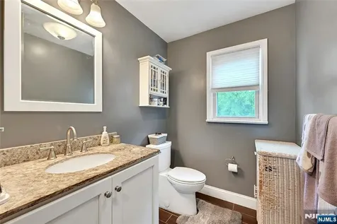 347 Chestnut Avenue South Hackensack NJ 07606