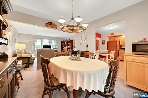 347 Chestnut Avenue South Hackensack NJ 07606