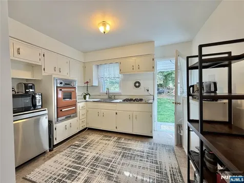 2 Sunnyside Place Verona NJ 07044