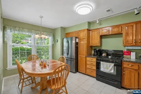 53 Woodledge Court Rockaway Township NJ 07866