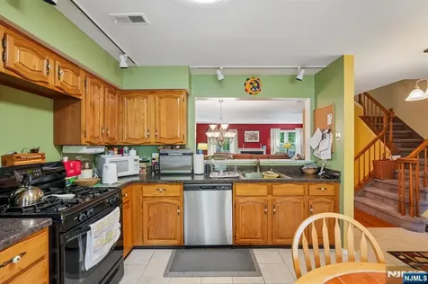 53 Woodledge Court Rockaway Township NJ 07866