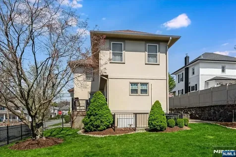 303 Highland Avenue Boonton Town NJ 07005