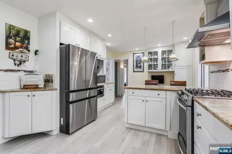 33 Brooksyde Avenue Ringwood NJ 07456