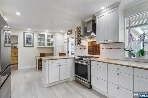 33 Brooksyde Avenue Ringwood NJ 07456