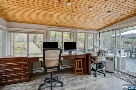33 Brooksyde Avenue Ringwood NJ 07456