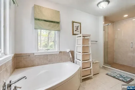 33 Brooksyde Avenue Ringwood NJ 07456