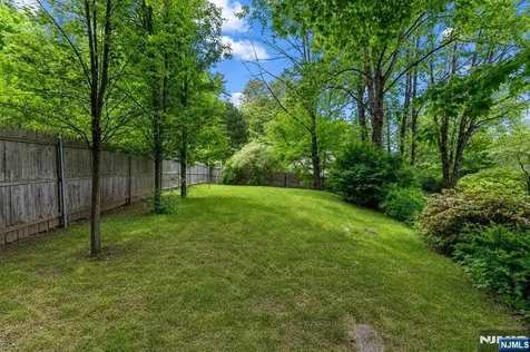 33 Brooksyde Avenue Ringwood NJ 07456