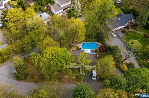 33 Brooksyde Avenue Ringwood NJ 07456