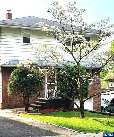 29 Woodland Road Bloomfield NJ 07003
