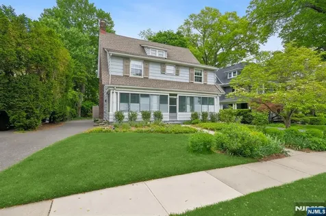 14 Holland Terrace Montclair NJ 07042