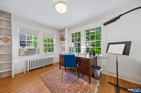 14 Holland Terrace Montclair NJ 07042