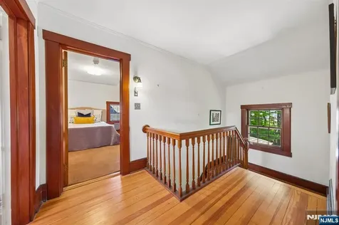 14 Holland Terrace Montclair NJ 07042