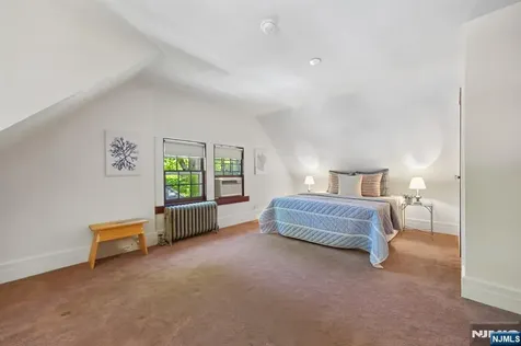 14 Holland Terrace Montclair NJ 07042