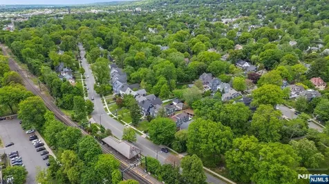 14 Holland Terrace Montclair NJ 07042