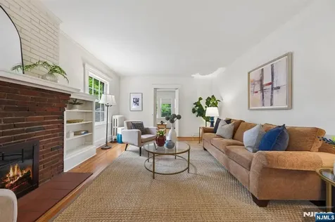 14 Holland Terrace Montclair NJ 07042