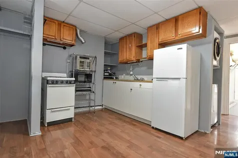72 Newark Avenue Paterson NJ 07503