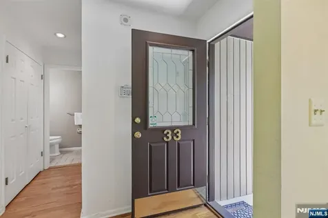 33 Cedarwood Terrace Woodland Park NJ 07424