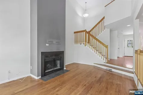 33 Cedarwood Terrace Woodland Park NJ 07424
