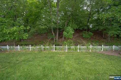 338 Main Street New Milford NJ 07646