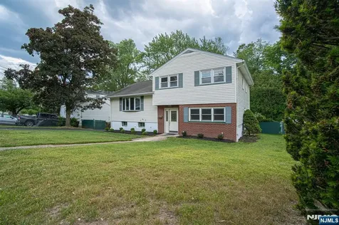 338 Main Street New Milford NJ 07646