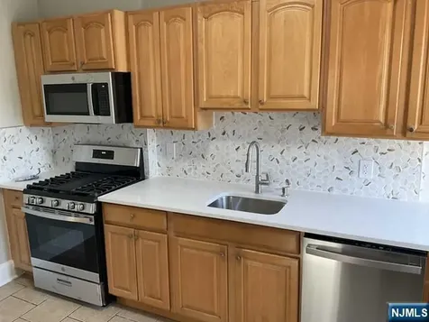 311 5th Street Fairview NJ 07022