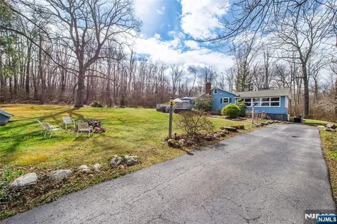 7 Stempert Road Branchville NJ 07826