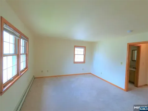 404 Jackson Avenue Hackensack NJ 07601