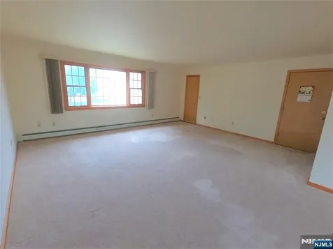 404 Jackson Avenue Hackensack NJ 07601