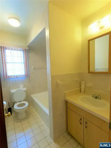 404 Jackson Avenue Hackensack NJ 07601