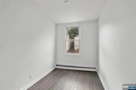 8-10 N 3rd Street Paterson NJ 07522