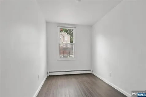 8-10 N 3rd Street Paterson NJ 07522