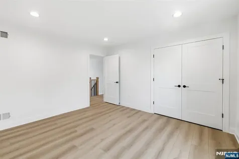 137 Platt Avenue Saddle Brook NJ 07663