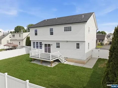 137 Platt Avenue Saddle Brook NJ 07663