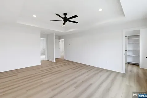 137 Platt Avenue Saddle Brook NJ 07663