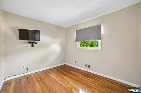 743 Wood Avenue Edison NJ 08820