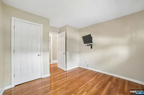 743 Wood Avenue Edison NJ 08820
