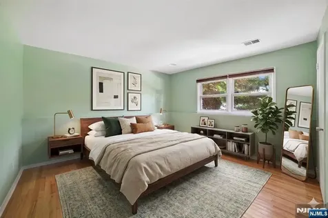 743 Wood Avenue Edison NJ 08820